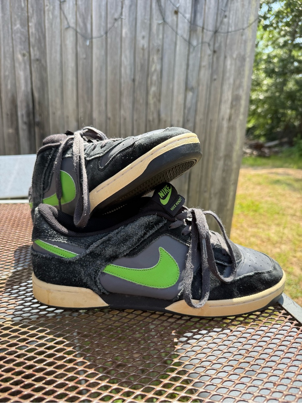 Nike Renzo 2 Black & Green Low-Top Athletic Shoes